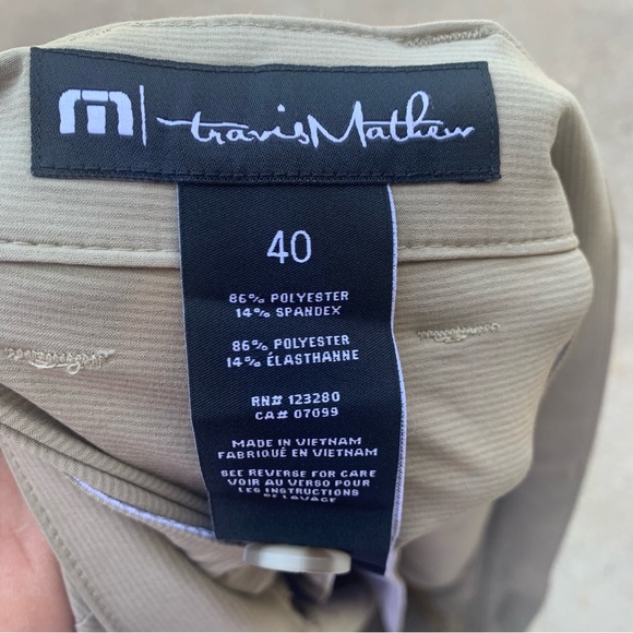 Travis Mathew Shorts Adult 40 Beige Tan Carlsbad 9 Golf Activewear Stretch Men - Picture 8 of 11